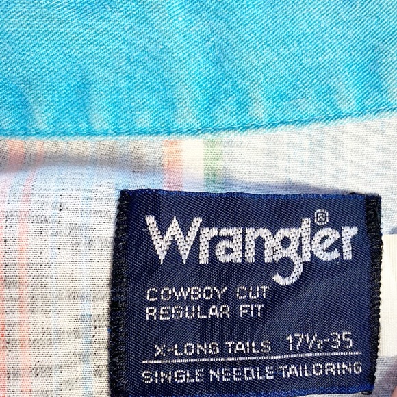 ❌SOLD❌90s Wrangler Rainbow Stripe Southwest Button Down - Picture 7 of 9